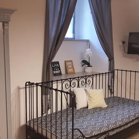 Eletteli Apartman Eger